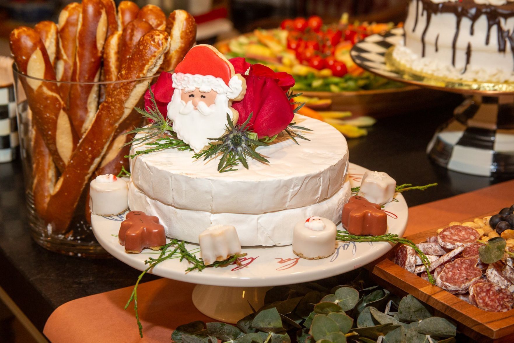 Visitation Academy Mothers' Club's Christmas Open House Cocktail Party